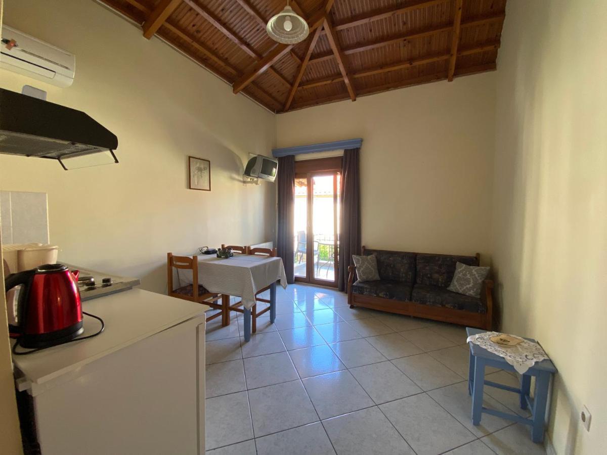 Roxani Studios-Apartments Petra  Buitenkant foto